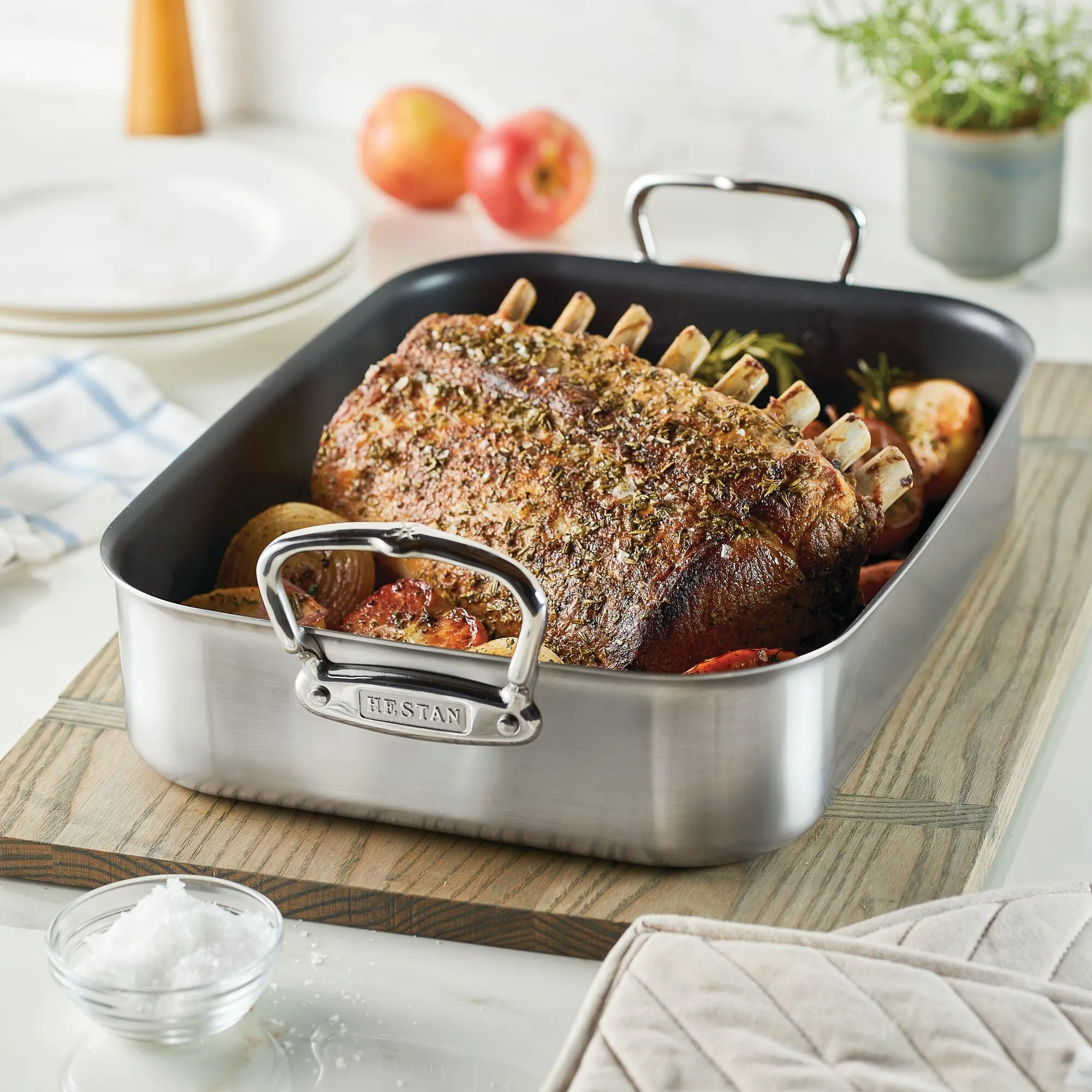 16.5-inch Classic Clad Nonstick Roaster with Rack