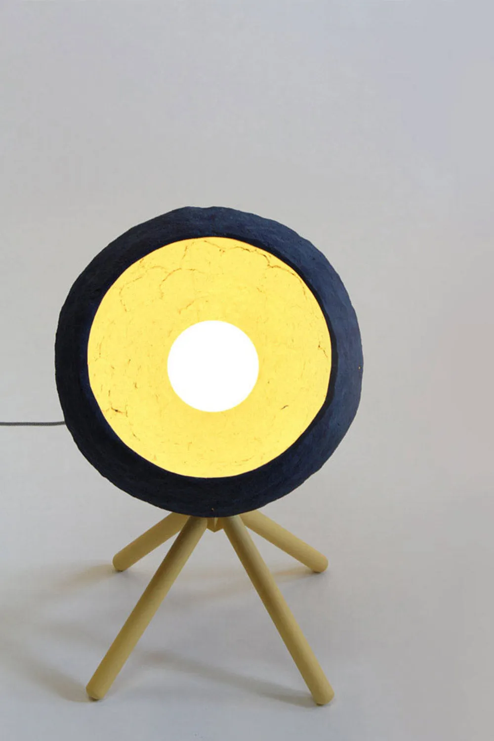 Floor paper pulp lamp Pluto