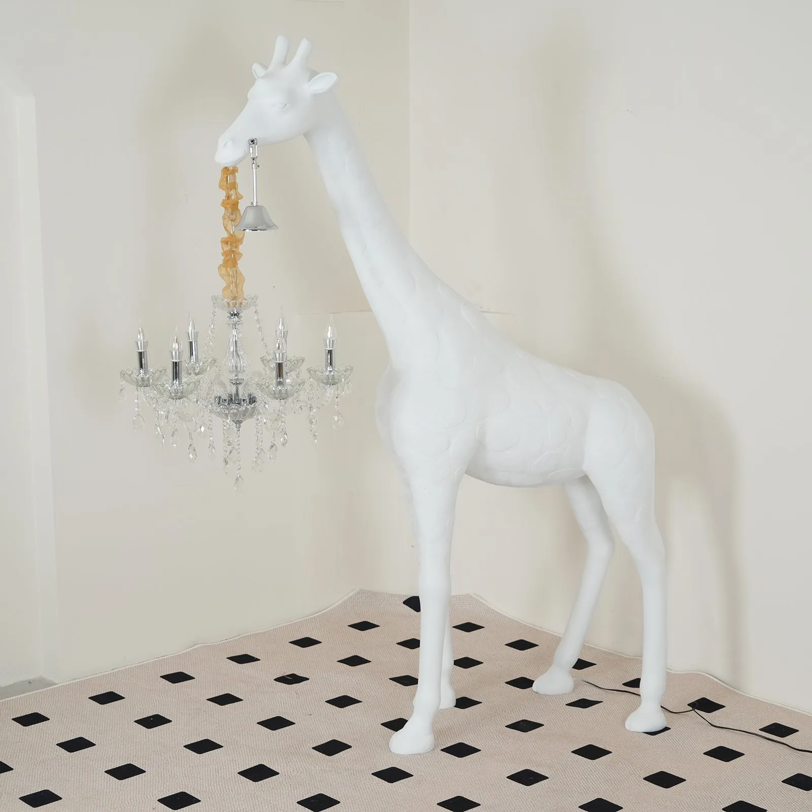 Giraffe Sculpture Floor Lamp