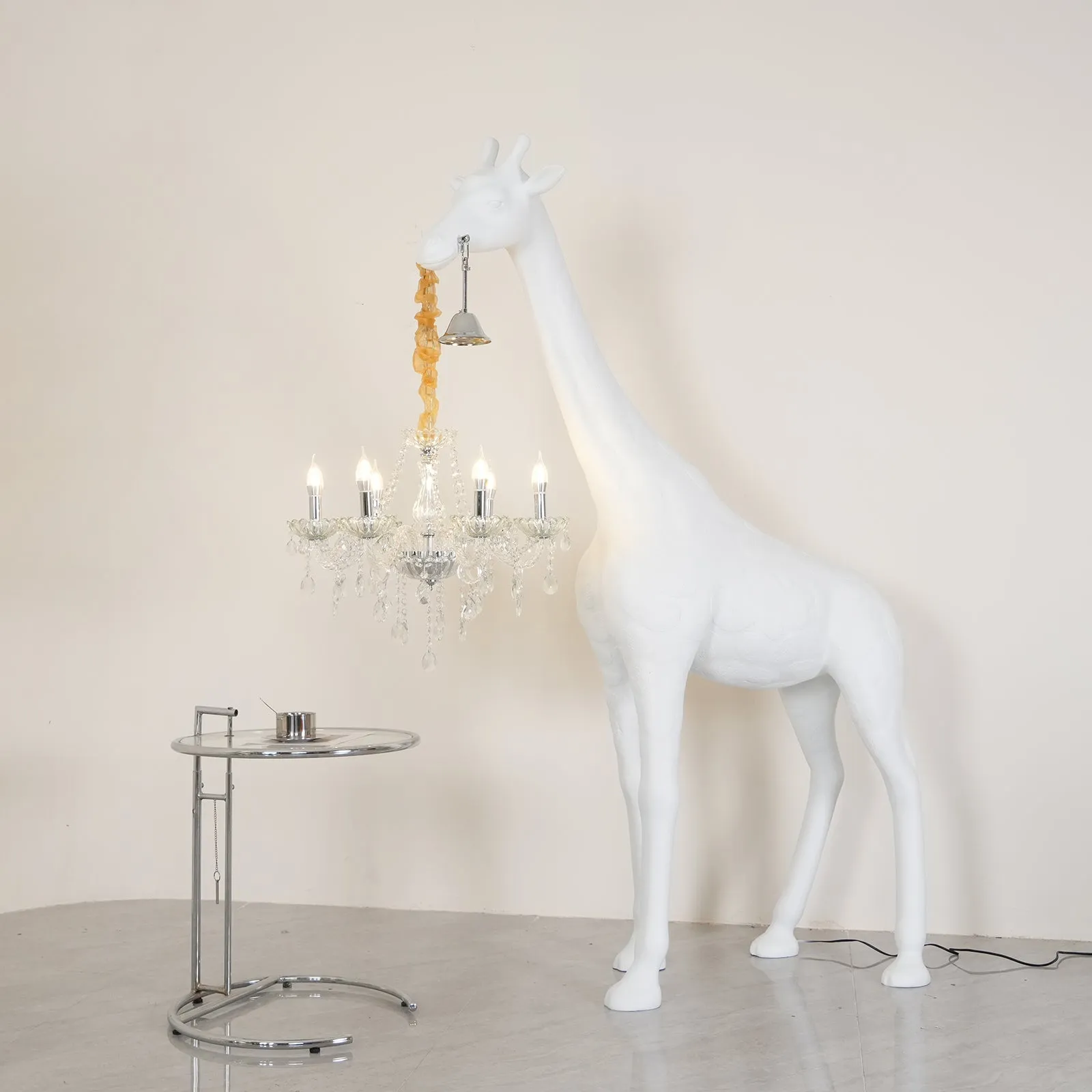 Giraffe Sculpture Floor Lamp