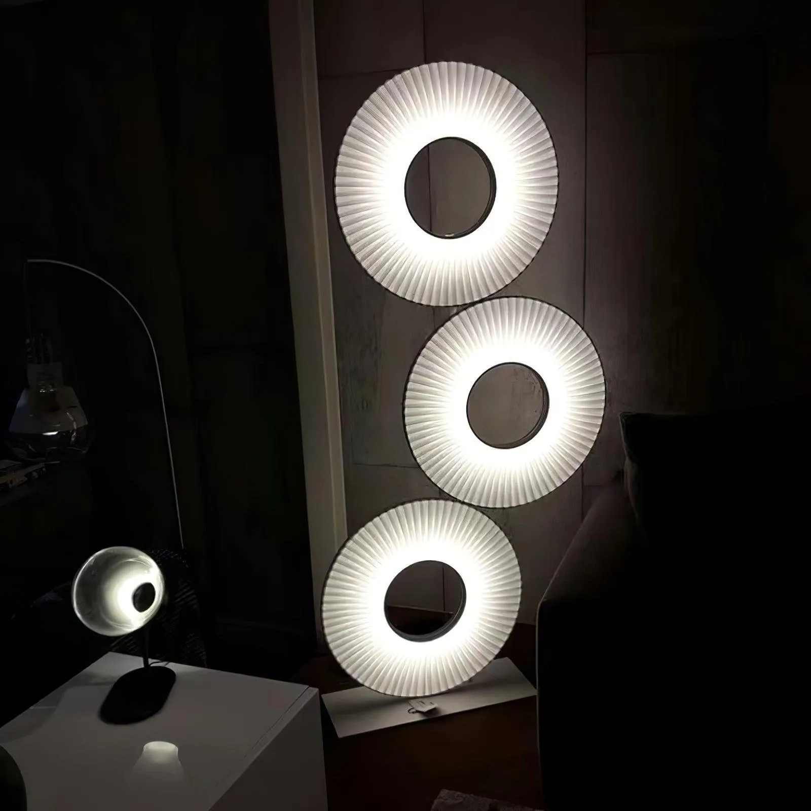 Iris Totem Floor Lamp