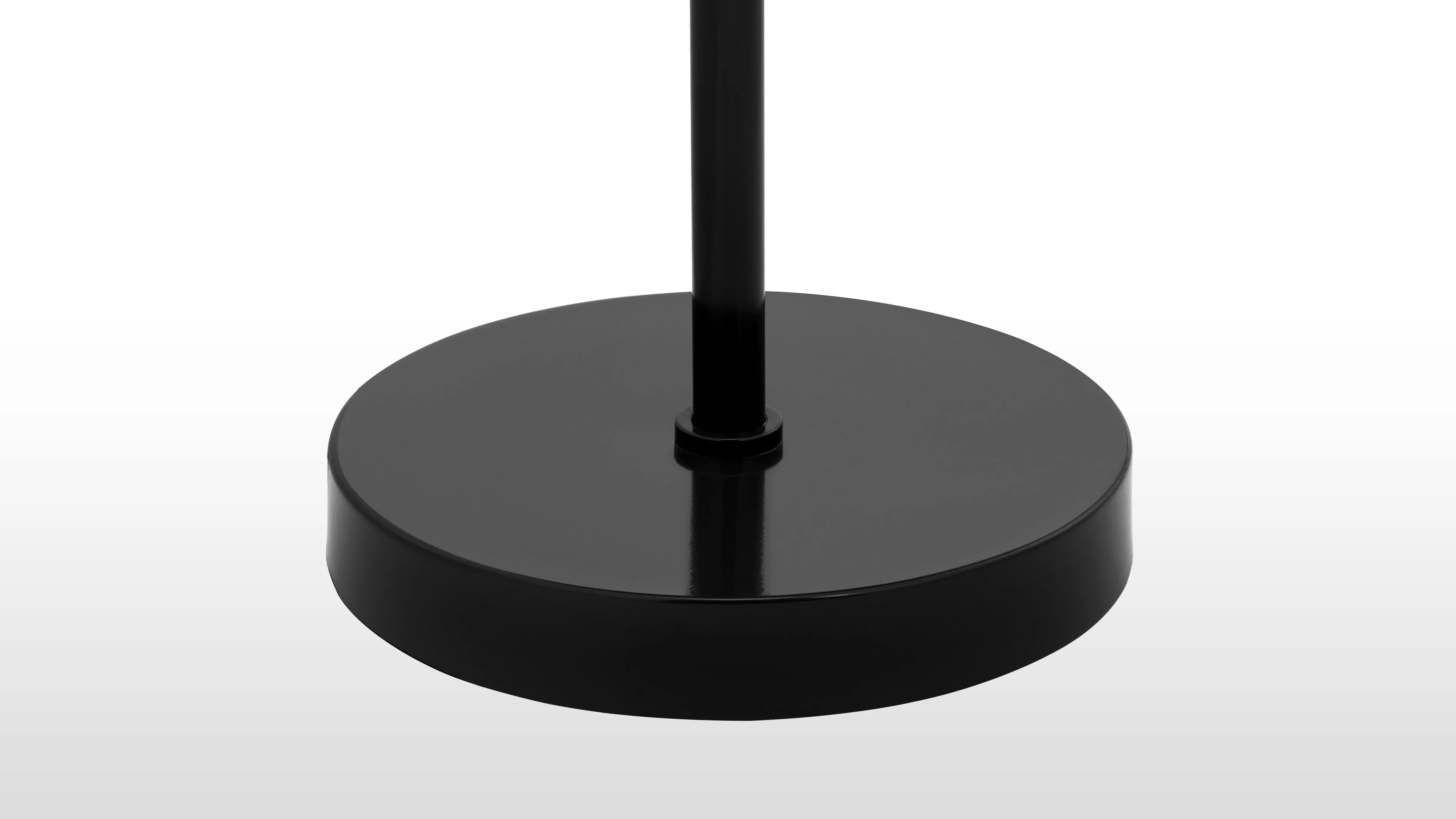 Kaiser - Kaiser Floor Lamp, Black