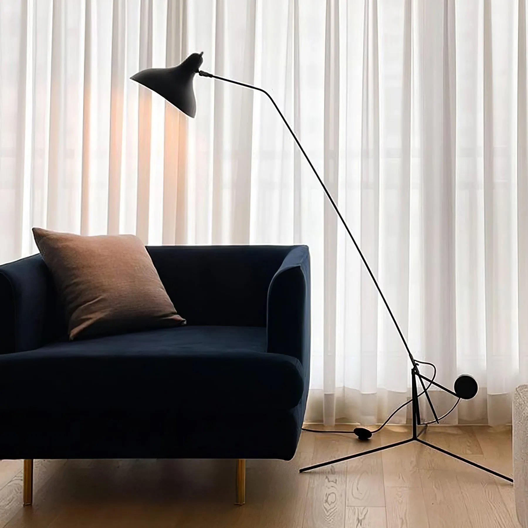 Mantis Arm Floor Lamp