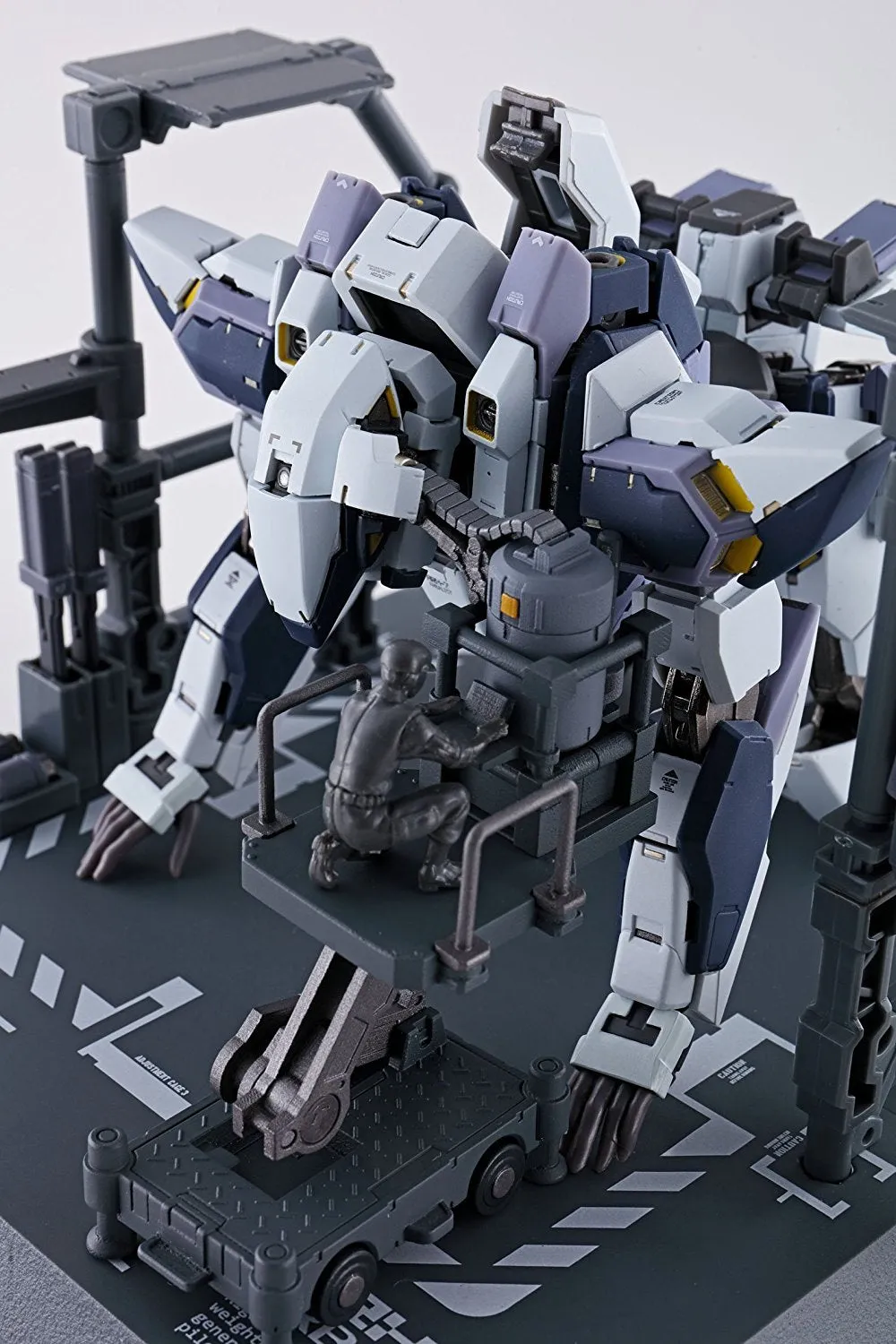 Metal Build Full Metal Panic! IV Arbalest Ver. IV Action Figure