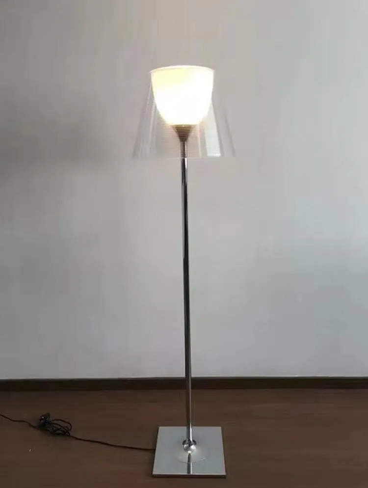 Phantom LED Floor Lamp